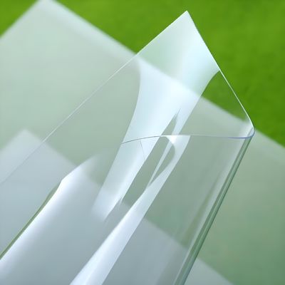 Un bon prix. Feuille de polycarbonate personnalisée en ligne
