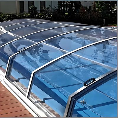Panneau d'enceinte de piscine en polycarbonate léger et flexible de 16 mm pour une couverture rapide de piscine intérieure