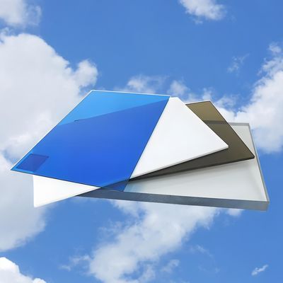Un bon prix. 10 mm de feuille solide de polycarbonate résistant aux UV avec une résistance aux chocs améliorée en ligne