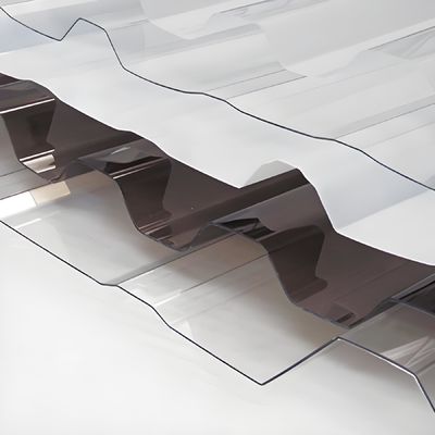 Panneau de toiture en polycarbonate ondulé léger résistant aux UV durable pour les solutions de toiture résidentielles commerciales