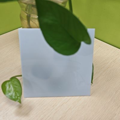 2 mm de feuille solide de polycarbonate d'opale résistant aux chocs pour le commerce et le logement