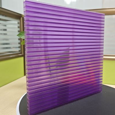10 mm 2,1 m x 5,8 m feuilles de polycarbonate violet Structure à quatre couches