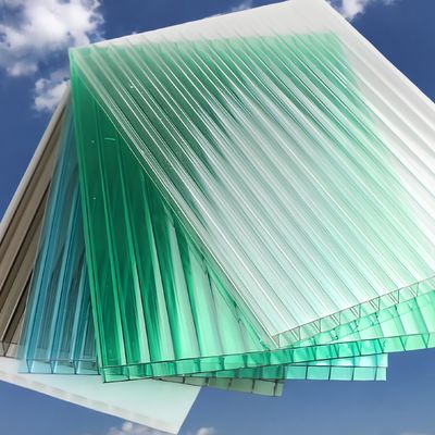 Feuille de polycarbonate personnalisable de 1,22m*2,44 avec une excellente transparence et une résistance aux UV