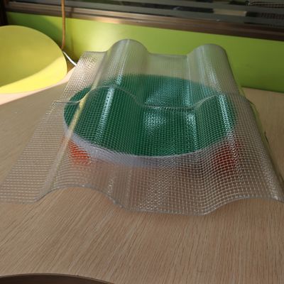 Un bon prix. Performance de clarté de longue durée carreaux de puits en PET avec un squelette en tissu en fibres renforcées pour une résistance aux chocs en ligne