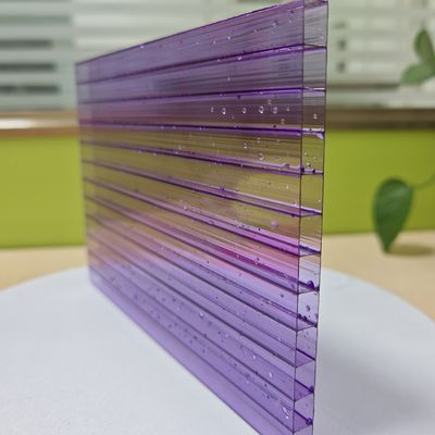 Légère résistance aux chocs feuille creuse de polycarbonate violet pour les besoins de vitrage de toiture