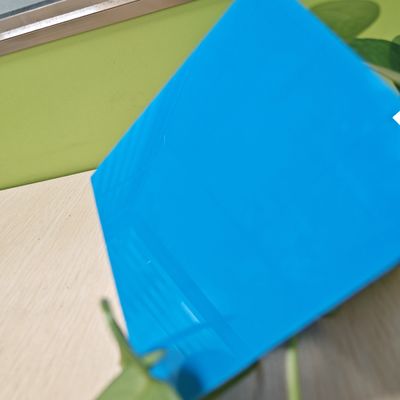 Plaque solide de polycarbonate bleu opaque de 1 mm à 20 mm résistant aux chocs