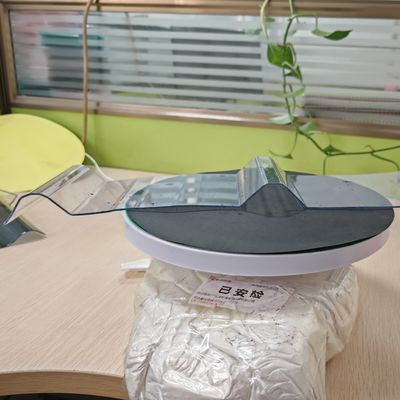 feuille ondulée de polycarbonate transparente de 840 mm de largeur pour des applications flexibles et polyvalentes