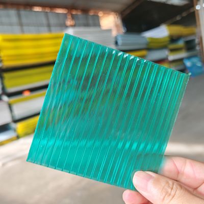 Un bon prix. Couverture de toit au toit 6 mm planche PC verte 2,1 * 5,8m pour les besoins du client en ligne