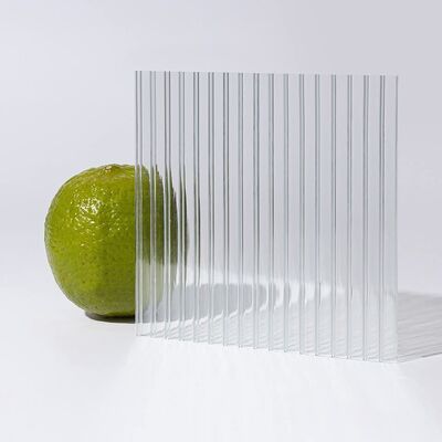 Un bon prix. Panneau alvéolaire en polycarbonate transparent multi-parois 4*8 pieds, épaisseur 10 mm, offrant une solution légère et durable avec protection UV et haute résistance pour auvents et marquises en ligne