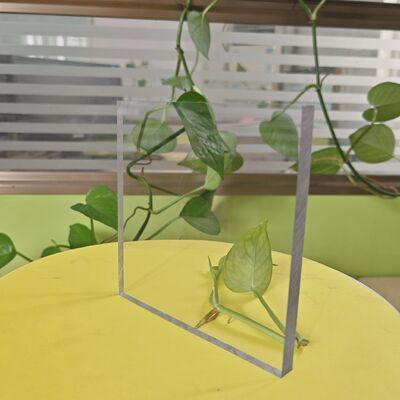 Un bon prix. Plastique Polycarbonate Feuille de Polycarbonate Épaisseur 0,8 mm à 200 mm Conçu pour les Matériaux de Construction Toiture Auvents Mur Serre en ligne