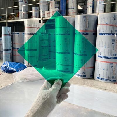Facile à couper feuille de polycarbonate plastique flexible vert bleu bronze gris clair résistant aux intempéries Matériau durable parfait pour l' extérieur et l' intérieur